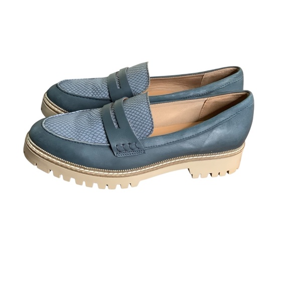 Crevo Shoes - Crevo Blue and Tan Loafers for Women